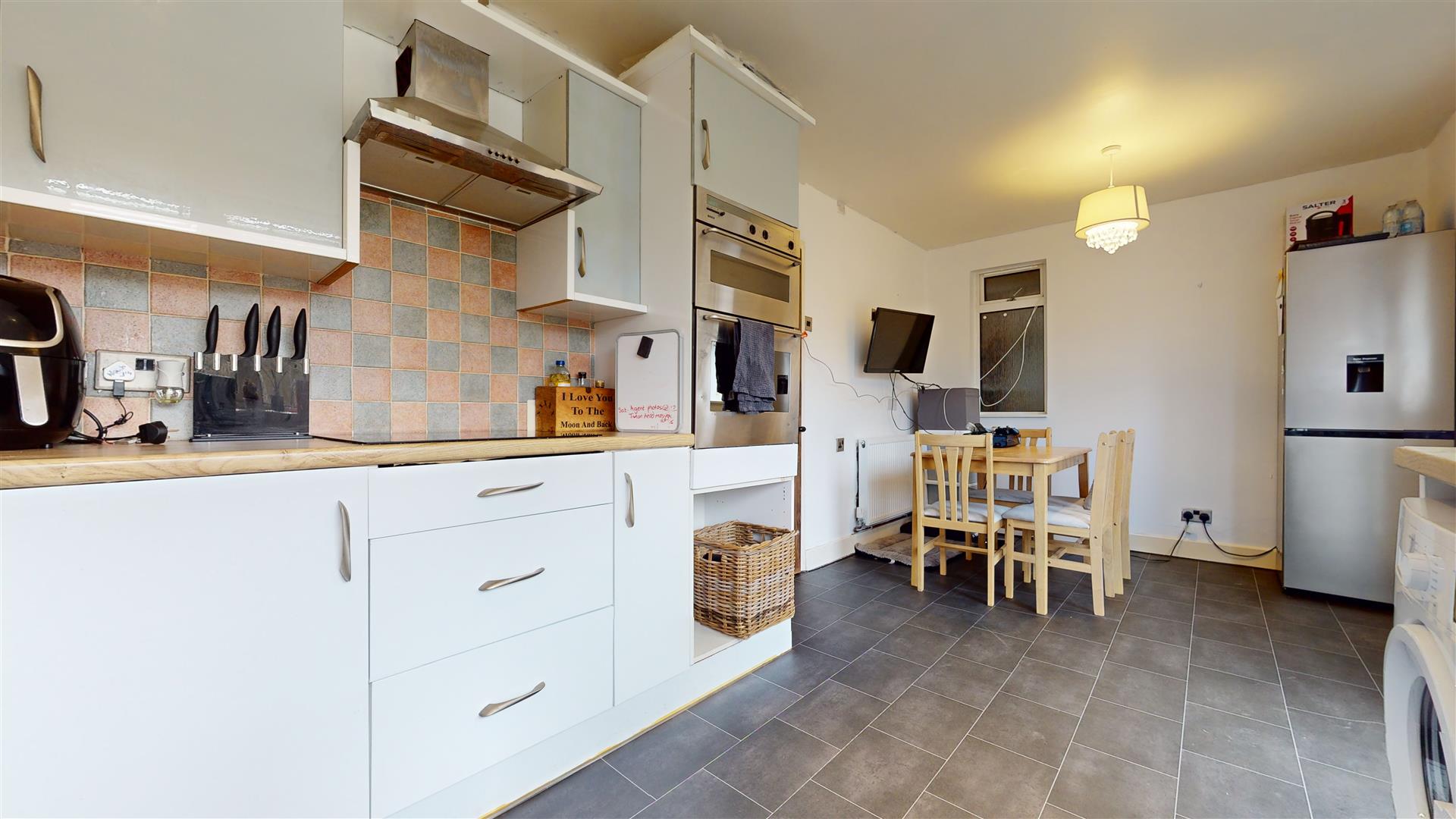 2 bed property in Ridgmont, Milton Keynes